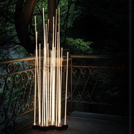 LED лампа Reeds от Artemide